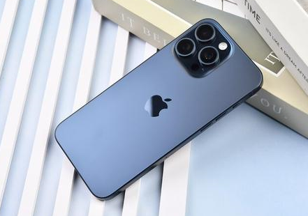 陕州苹果维修点分享iPhone 15 Pro Max屏幕更换全新实操风险 
